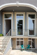 Baumhaus Serviced Apartments