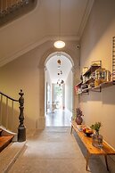 Baumhaus Serviced Apartments