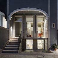 Baumhaus Serviced Apartments