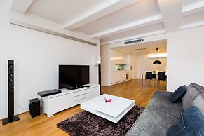 Karlin Residence by TKC