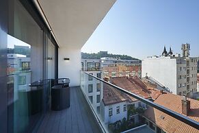 Karlin Residence by TKC