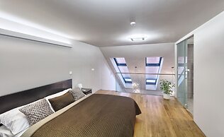 Karlin Residence by TKC