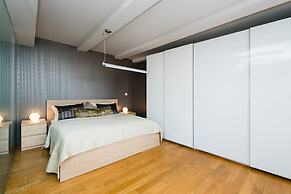 Karlin Residence by TKC