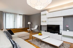 Karlin Residence by TKC