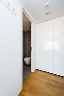 Karlin Residence by TKC