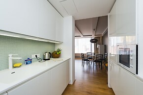 Karlin Residence by TKC