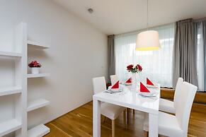 Karlin Residence by TKC