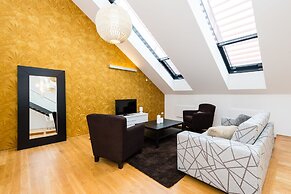 Karlin Residence by TKC