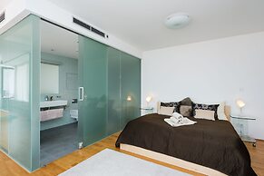 Karlin Residence by TKC