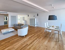 Karlin Residence by TKC