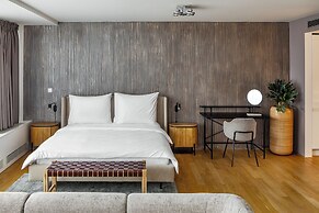 Karlin Residence by TKC