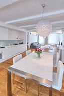 Karlin Residence by TKC
