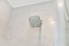 Coral Paradise Resort