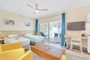 Coral Paradise Resort