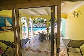 Coral Paradise Resort