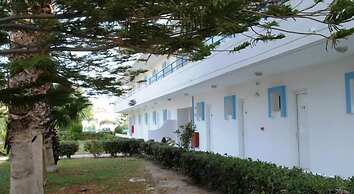 Lagonas Beach Hotel