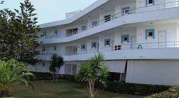 Lagonas Beach Hotel
