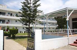 Lagonas Beach Hotel