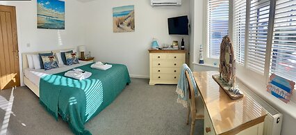 Avon Beach Bed and Breakfast