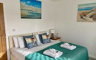 Avon Beach Bed and Breakfast
