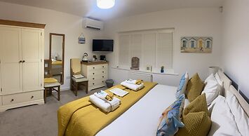 Avon Beach Bed and Breakfast