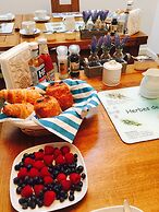 Avon Beach Bed and Breakfast