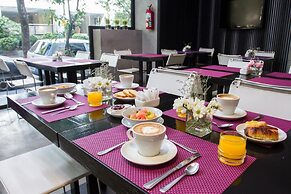 Epico Recoleta Hotel