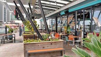 Pelicanstay at Auckland Waterfront