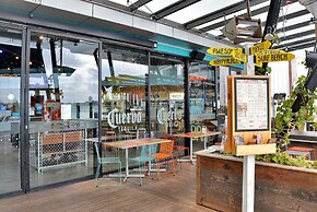 Pelicanstay at Auckland Waterfront