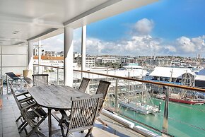 Pelicanstay at Auckland Waterfront