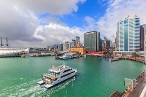 Pelicanstay at Auckland Waterfront