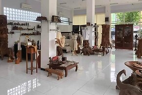 Malang Hill Gallery & Homestay