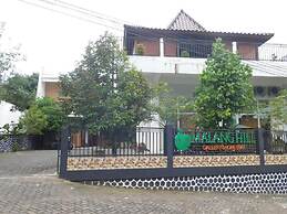 Malang Hill Gallery & Homestay