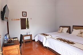 Malang Hill Gallery & Homestay