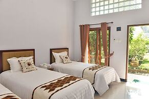 Malang Hill Gallery & Homestay