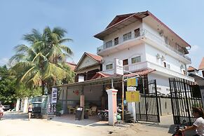 Cheng Lay Guesthouse