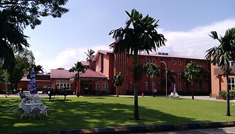 Myanmar Sports Hotel