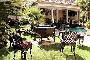 Casa Flora Guesthouse