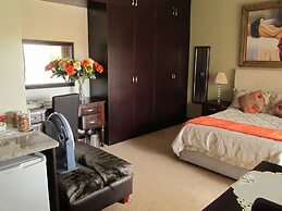 Casa Flora Guesthouse