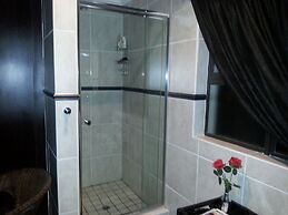 Casa Flora Guesthouse