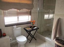 Casa Flora Guesthouse