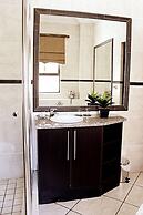 Casa Flora Guesthouse