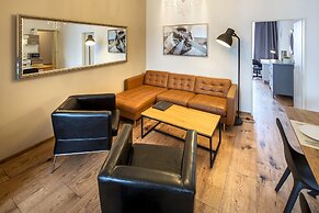 New Town - Apple Apartments