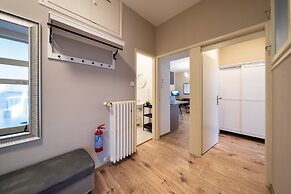 New Town - Apple Apartments