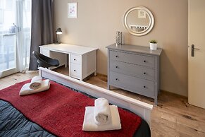 New Town - Apple Apartments