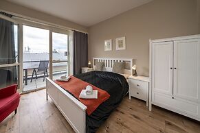 New Town - Apple Apartments