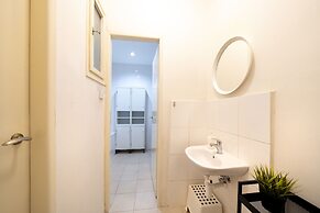 New Town - Apple Apartments