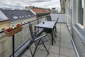 New Town - Apple Apartments