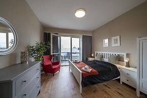 New Town - Apple Apartments