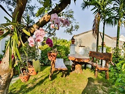 Strawberry Garden Homestay